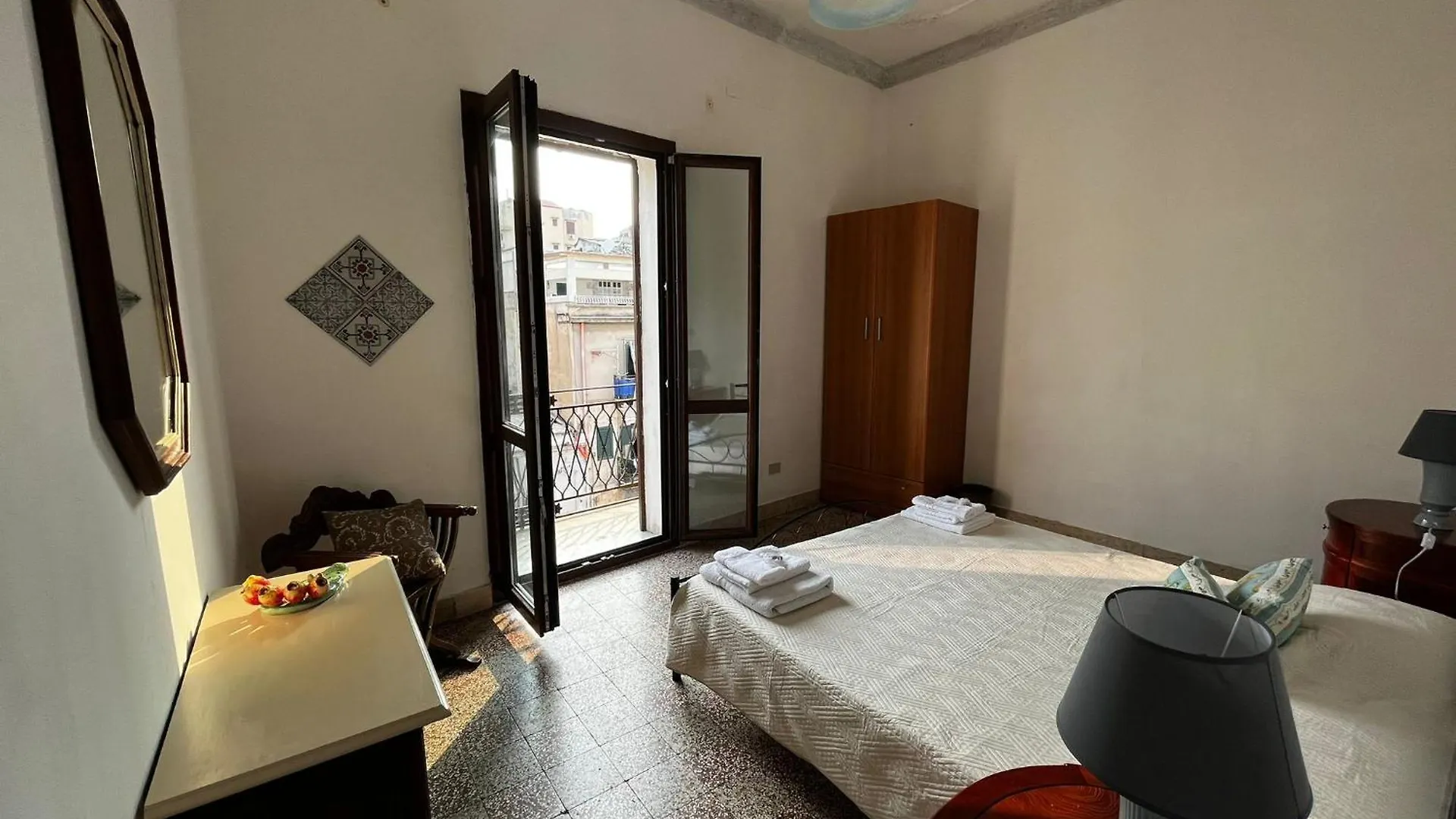Mille Lire Peppe'S Home Palermo Guest house