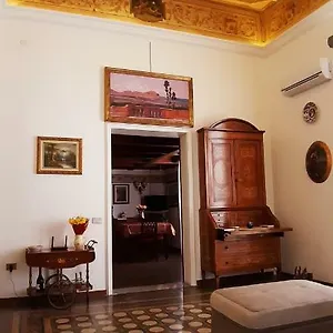 Casa De Spuches Holiday home Palermo